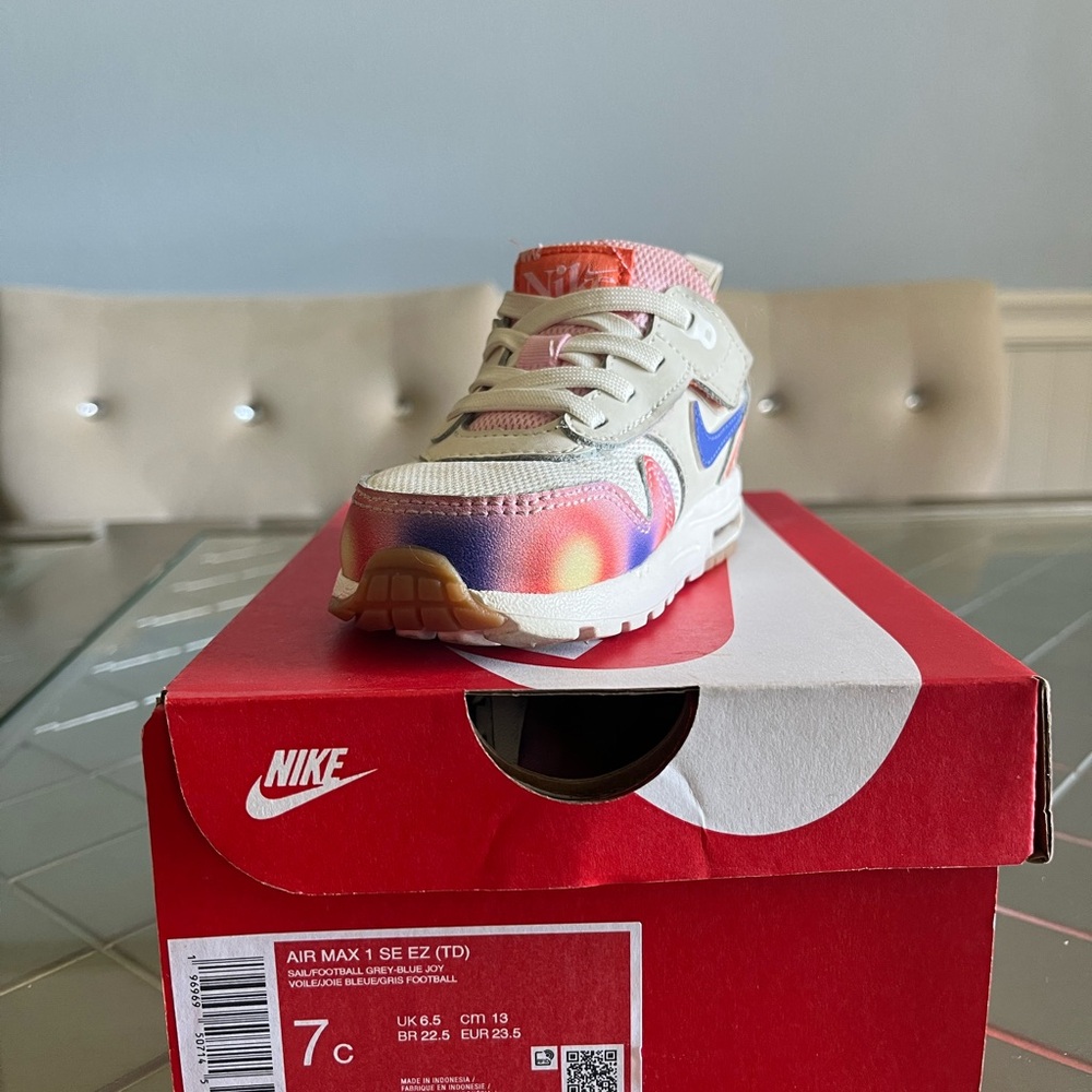 Nike Kids Air Max 1 SE EZ Sneakers - Cream and Pink